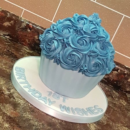 Boys Giant Cupcake Cake Smash Dreamcakes