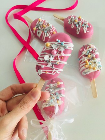 Cakesicles , Barbaracakes.com