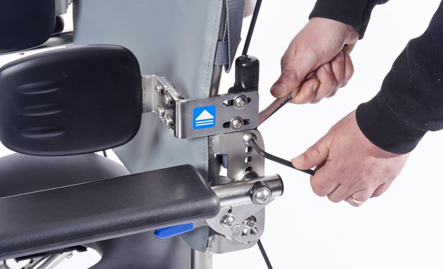 engineer-tightning-backrest